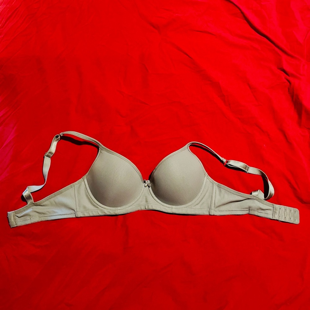Gray push-up bra with adjustable straps and hooks